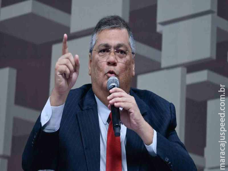Dino manda PF investigar emendas parlamentares que somam R$ 694 mi