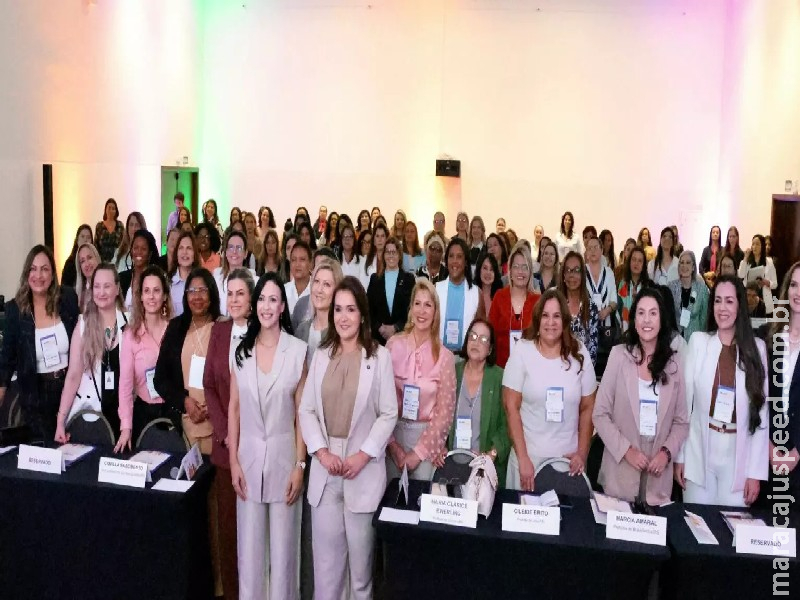 ‘Elas Governam’ reúne prefeitas de todo o Brasil em Campo Grande ‘Elas Governam’ reúne prefeitas de todo o Brasil em Campo Grande