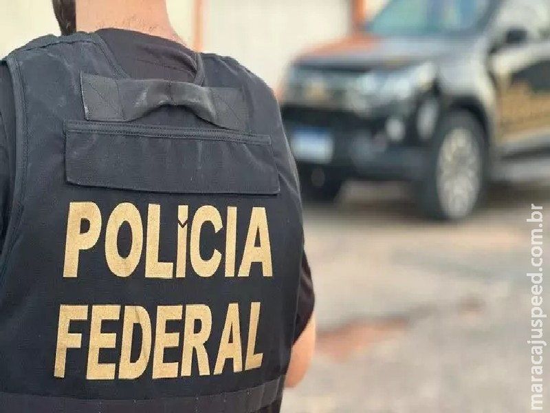 Funcionários e ex-funcionários da Caixa são alvos de operação da PF Funcionários e ex-funcionários da Caixa são alvos de operação da PF