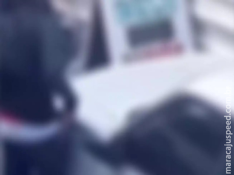 Imagens mostram cabo da PM sendo baleado em abordagem Imagens mostram cabo da PM sendo baleado em abordagem
