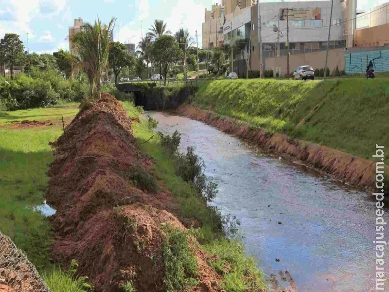 Justiça determina recuperação no córrego ‘desmoronando’ da Via Park em Campo Grande
