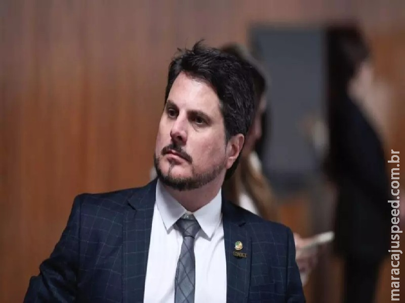 Marcos do Val coloca tornozeleira eletrônica a pedido de Moraes Marcos do Val coloca tornozeleira eletrônica a pedido de Moraes