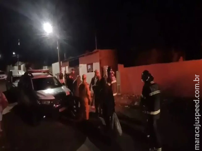 Morto em incêndio teria feito fogueira dentro de residência abandonada em Campo Grande