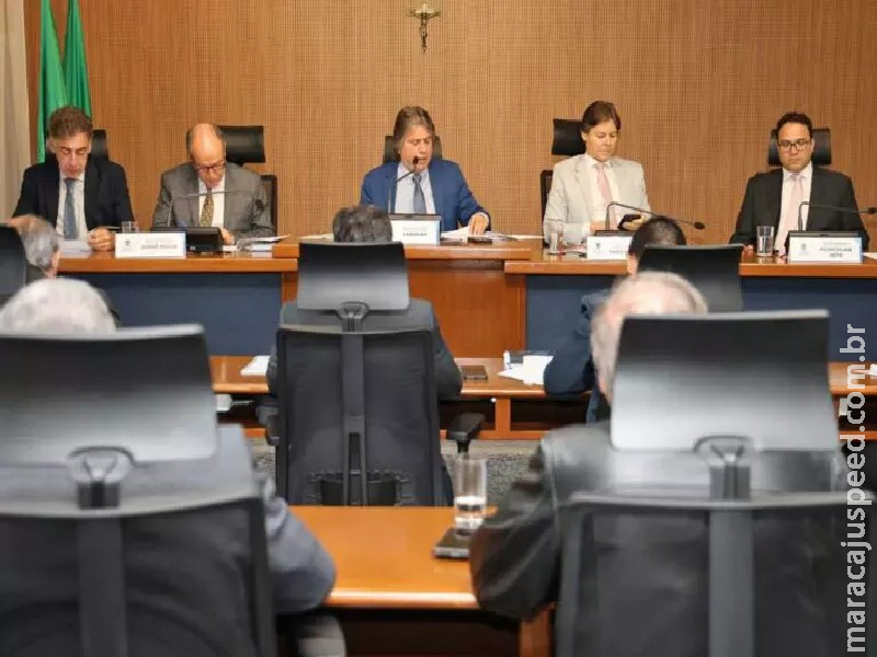 No retorno do recesso, CCJR distribui 16 projetos de lei
