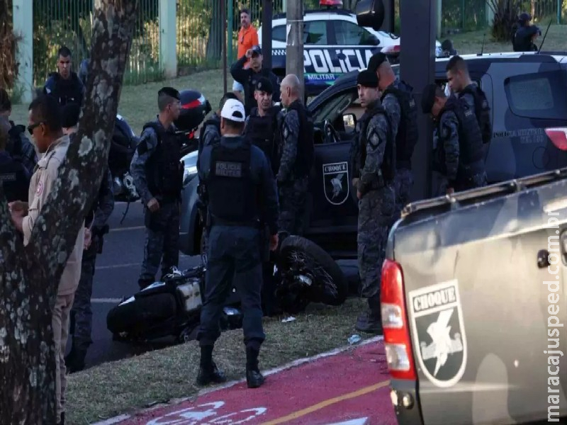 Policial do Choque amputa perna após acidente e recebe homenagem em Campo Grande Policial do Choque amputa perna após acidente e recebe homenagem em Campo Grande