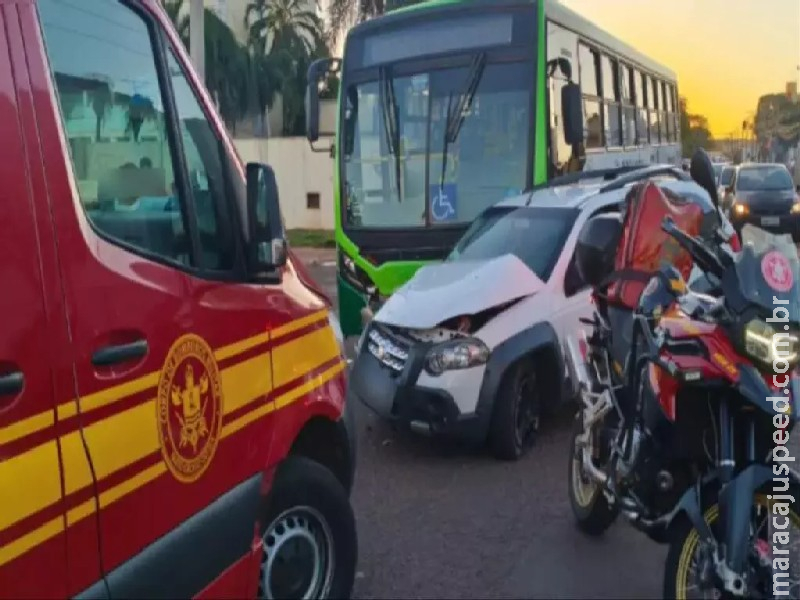 Prefeitura suspende circulação de ônibus a gás e alega que carro fez conversão irregular