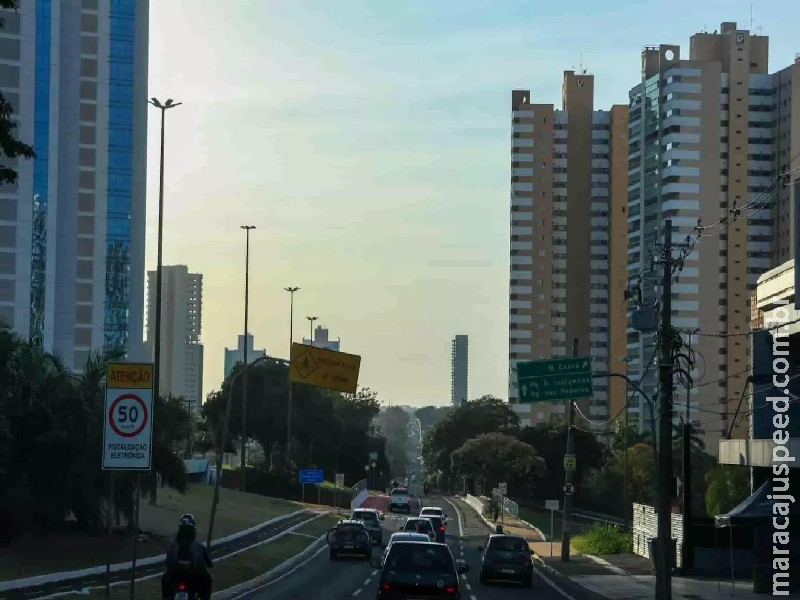 Semana começa com tempo seco e ventania e termina com frente fria em MS