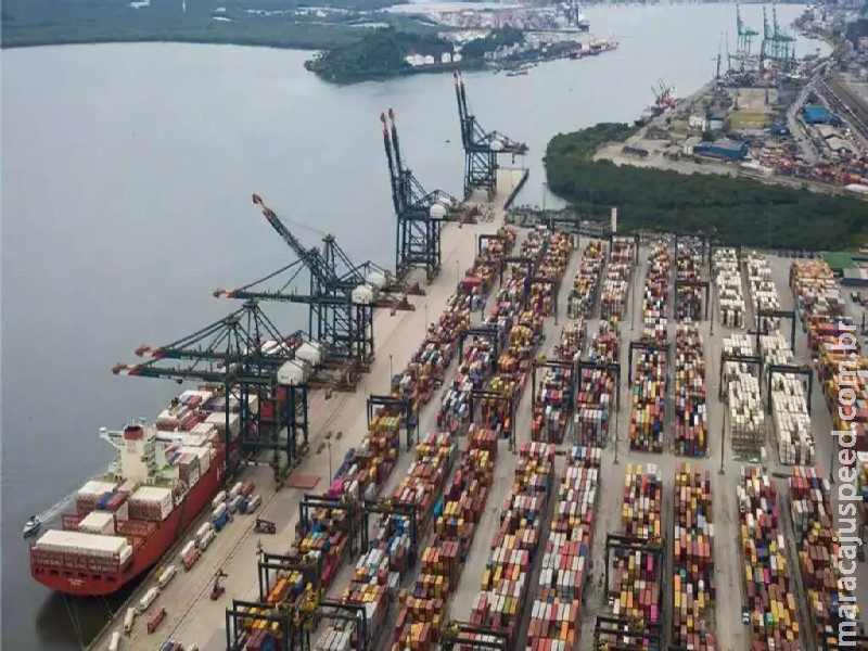 Tarifaço sobre parte de exportações brasileiras entra em vigor hoje Tarifaço sobre parte de exportações brasileiras entra em vigor hoje
