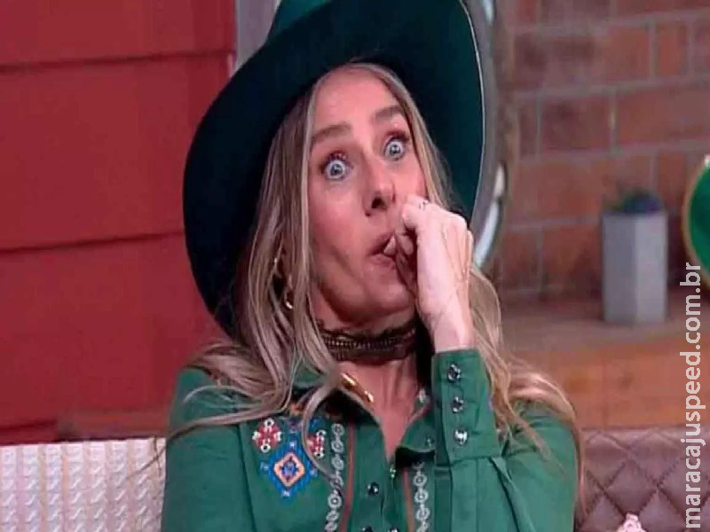 A Fazenda 17: Adriane Galisteu comete erro e quase estraga dinâmica inédita: ‘Falei demais’ A Fazenda 17: Adriane Galisteu comete erro e quase estraga dinâmica inédita: ‘Falei demais’