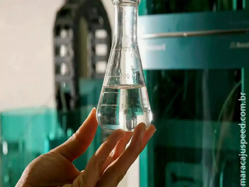 Bebidas alcoólicas adulteradas com metanol já mataram mais de 60 na Bahia anos atrás Bebidas alcoólicas adulteradas com metanol já mataram mais de 60 na Bahia anos atrás