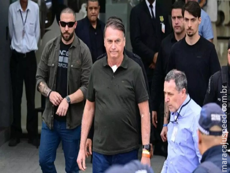 Bolsonaro tem ‘melhora parcial’, e continuidade da internação será reavaliada ao longo do dia Bolsonaro tem ‘melhora parcial’, e continuidade da internação será reavaliada ao longo do dia