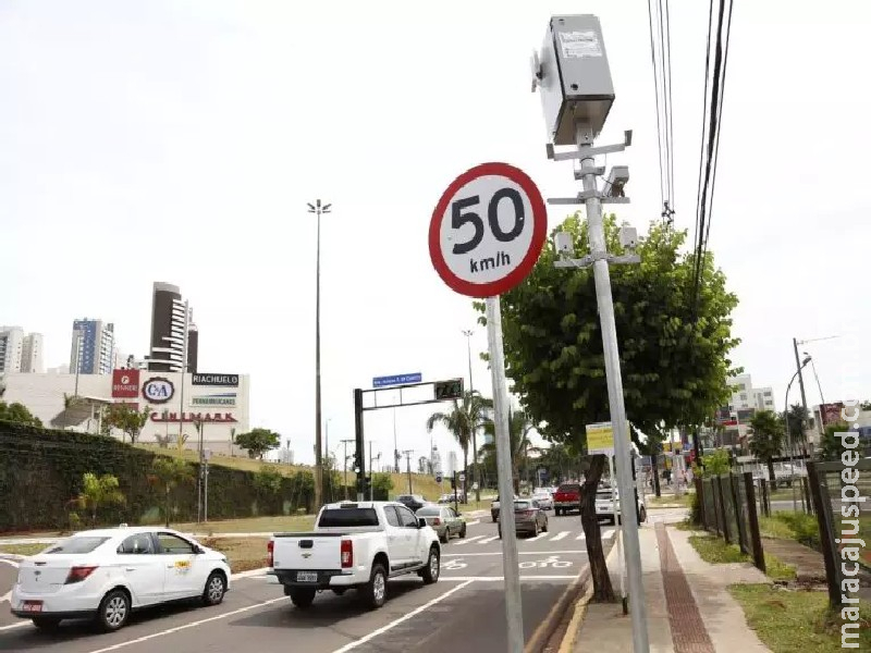Desembargador declara ‘suspeição por intimidade’ e deixa relatoria de ação que suspende multas na Capital Desembargador declara ‘suspeição por intimidade’ e deixa relatoria de ação que suspende multas na Capital