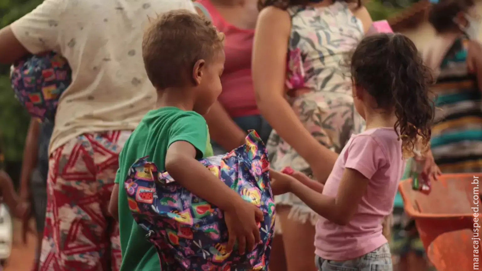 Dia das Crianças: instituições arrecadam roupas e brinquedos em Campo Grande; saiba com doar