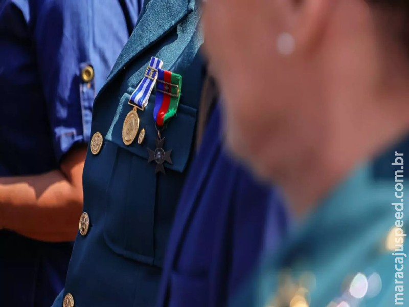 Entrega de Medalha do Mérito homenageia 123 militares em Campo Grande Entrega de Medalha do Mérito homenageia 123 militares em Campo Grande
