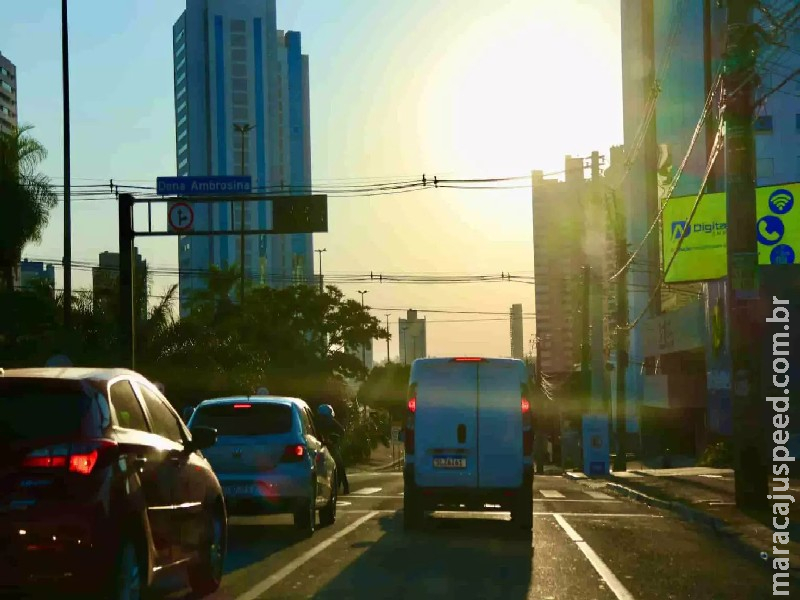 MS terá calor acima de 40°C e chance de chuva nesta segunda-feira MS terá calor acima de 40°C e chance de chuva nesta segunda-feira