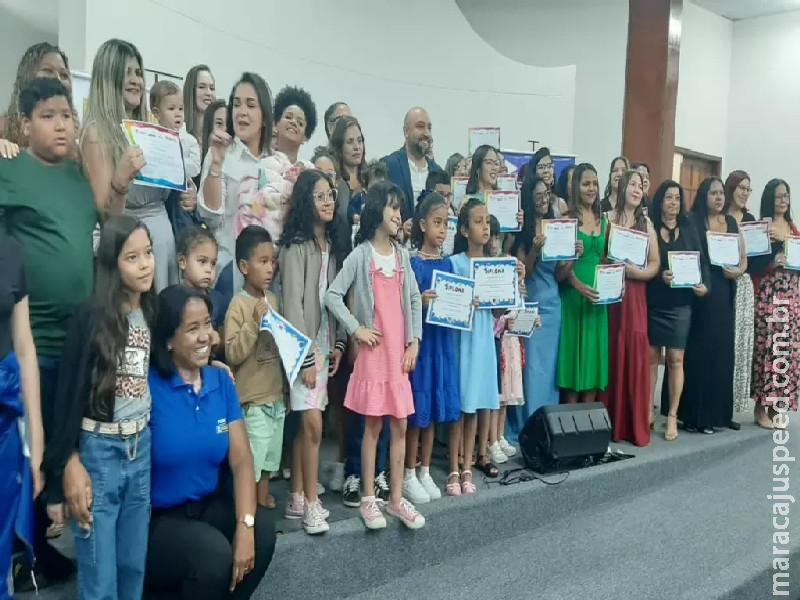 ‘Mulheres Mil’ certifica 75 alunas para atuação em assistência administrativa na Capital ‘Mulheres Mil’ certifica 75 alunas para atuação em assistência administrativa na Capital