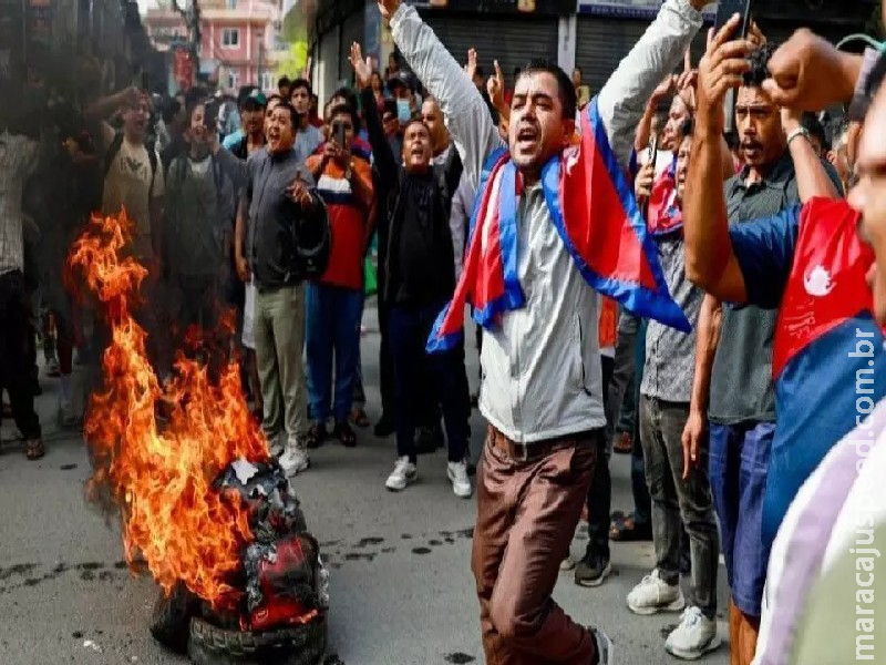 Nepal: militares retomam controle de Katmandu após onda de protestos violentos Nepal: militares retomam controle de Katmandu após onda de protestos violentos