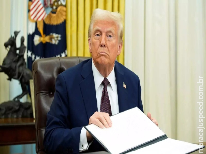 Nos EUA, Trump entra com processo de difamação de US$ 15 bilhões contra o ‘NYT’