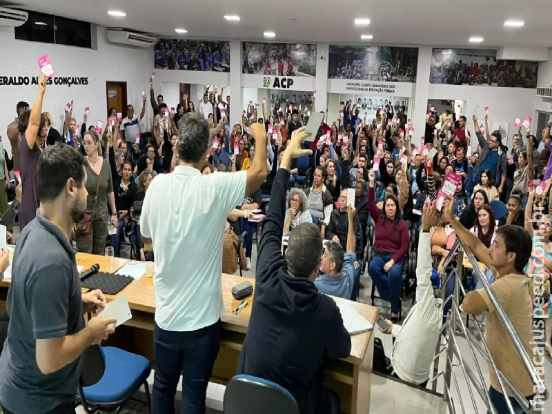 Professores aprovam proposta da Prefeitura para repactuação do piso salarial de 20 horas Professores aprovam proposta da Prefeitura para repactuação do piso salarial de 20 horas