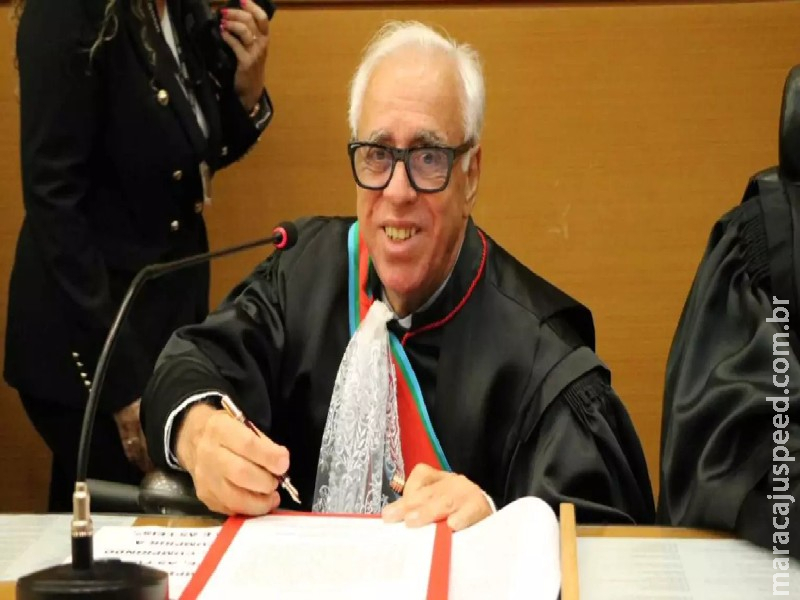 Vice-presidente, desembargador Fernando Mauro Moreira Marinho se aposenta do TJMS Vice-presidente, desembargador Fernando Mauro Moreira Marinho se aposenta do TJMS
