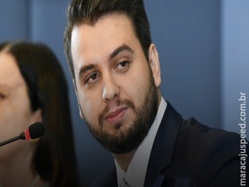 Advogada de Filipe Martins reage à PF e denuncia intimidação Advogada de Filipe Martins reage à PF e denuncia intimidação