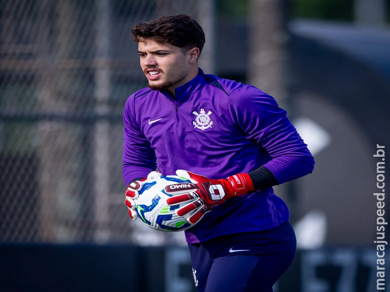 Conheça Felipe Longo, provável titular no gol do Corinthians contra o Santos