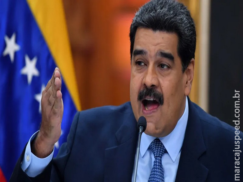 EUA ofereceram dinheiro a piloto para desviar avião de Maduro e prendê-lo