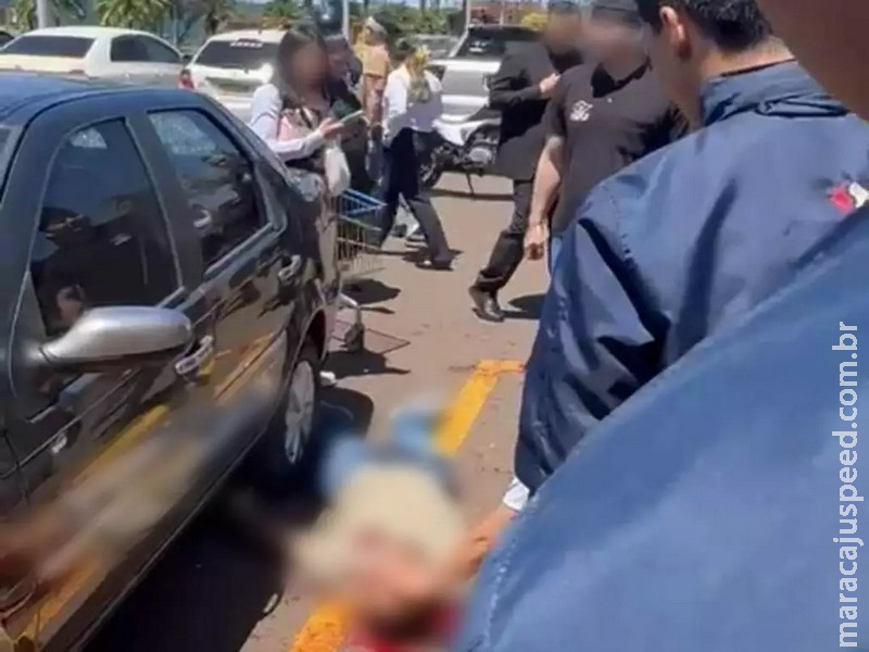 Ex-candidato a vereador foi morto com 16 tiros em estacionamento de shopping Ex-candidato a vereador foi morto com 16 tiros em estacionamento de shopping