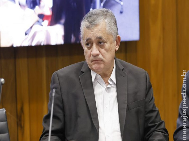 Líder do governo quer votar projetos sobre corte de gastos e aumento da arrecadação Líder do governo quer votar projetos sobre corte de gastos e aumento da arrecadação