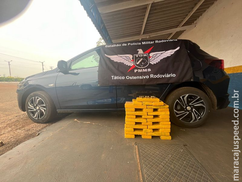 Nervosismo entrega motorista com 40 kg de maconha e munições escondidas em carro na MS-289 Nervosismo entrega motorista com 40 kg de maconha e munições escondidas em carro na MS-289
