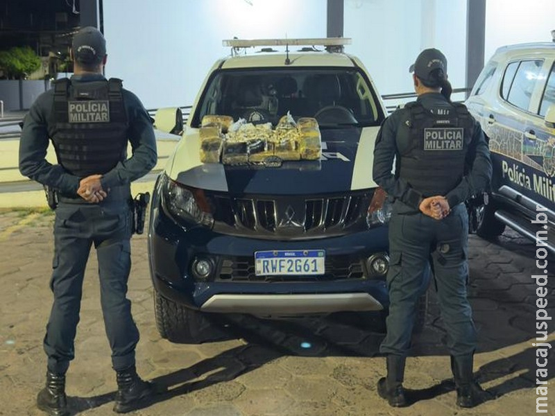 PM intercepta ônibus de turismo com 17,4 kg de drogas em Corumbá PM intercepta ônibus de turismo com 17,4 kg de drogas em Corumbá