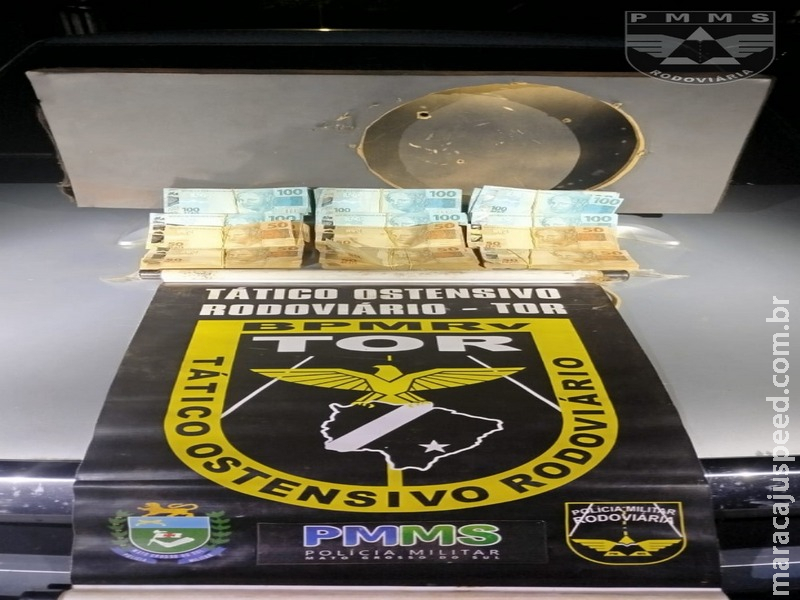 Polícia Rodoviária encontra R$ 90 mil escondidos em caixa de som na fronteira com o Paraguai Polícia Rodoviária encontra R$ 90 mil escondidos em caixa de som na fronteira com o Paraguai