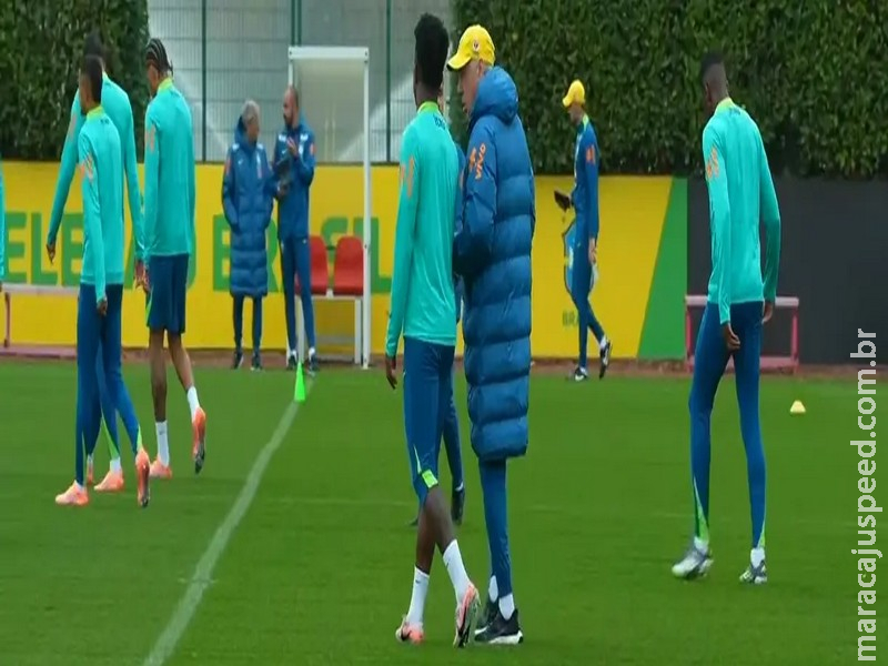 Ancelotti tem papo à parte com Vini Jr., e Seleção segue preparação para amistoso