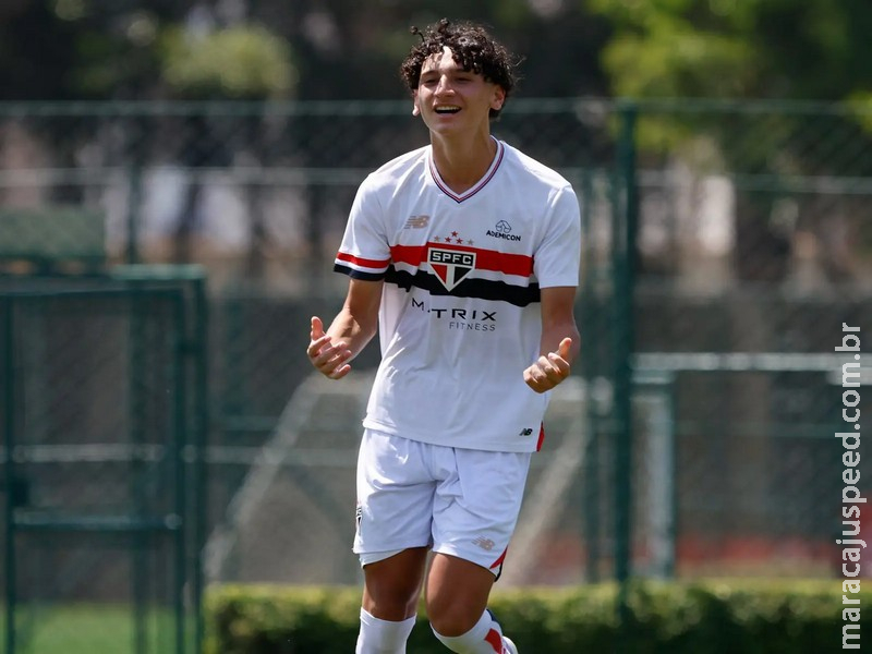 Atacante da base marca gol em jogo-treino do São Paulo e se destaca com Crespo