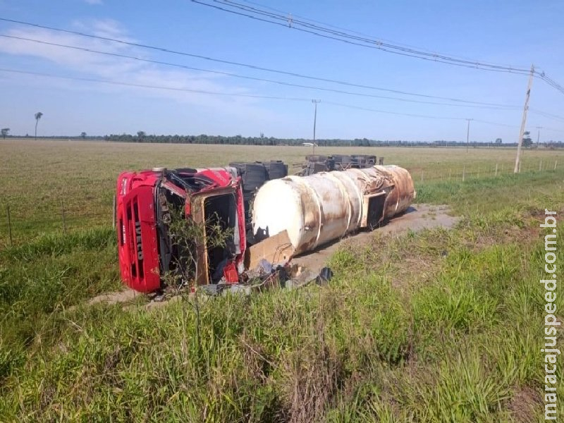 Carreta carregada com óleo vegetal tomba na rodovia MS-276 entre Batayporã e Anaurilândia 