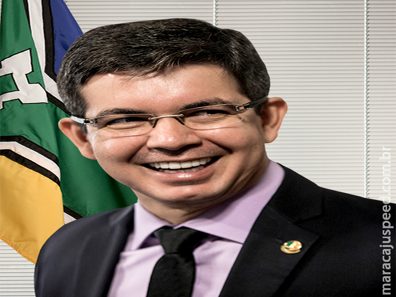 CGU investiga desvio de emendas Pix de Randolfe Rodrigues