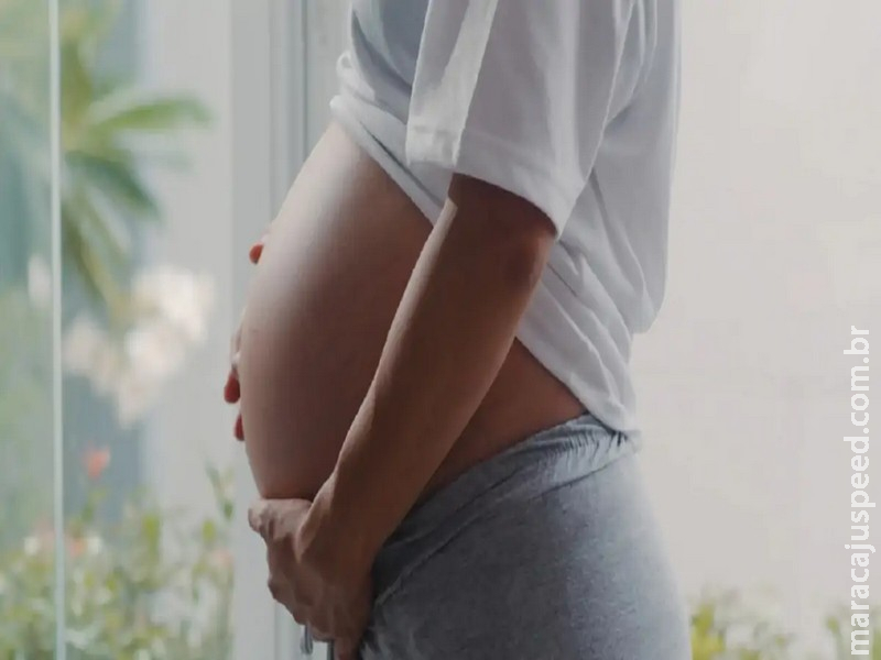 Deputados aprovam proposta que dificulta aborto em crianças e adolescentes