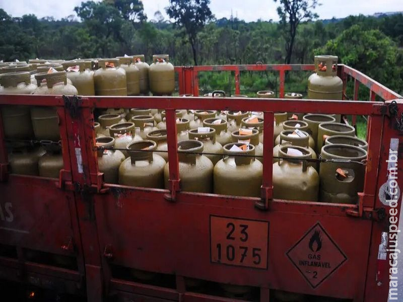 Em ano pré-eleitoral, Lula inicia entrega de gás gratuito  para 1 milhão de famílias