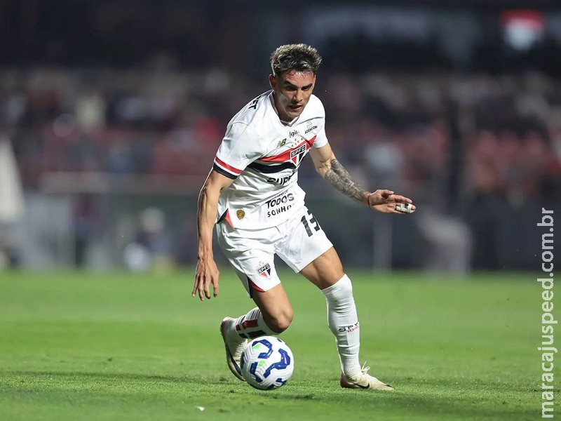 Enzo Díaz é submetido a cirurgia na Argentina e não joga mais pelo São Paulo
