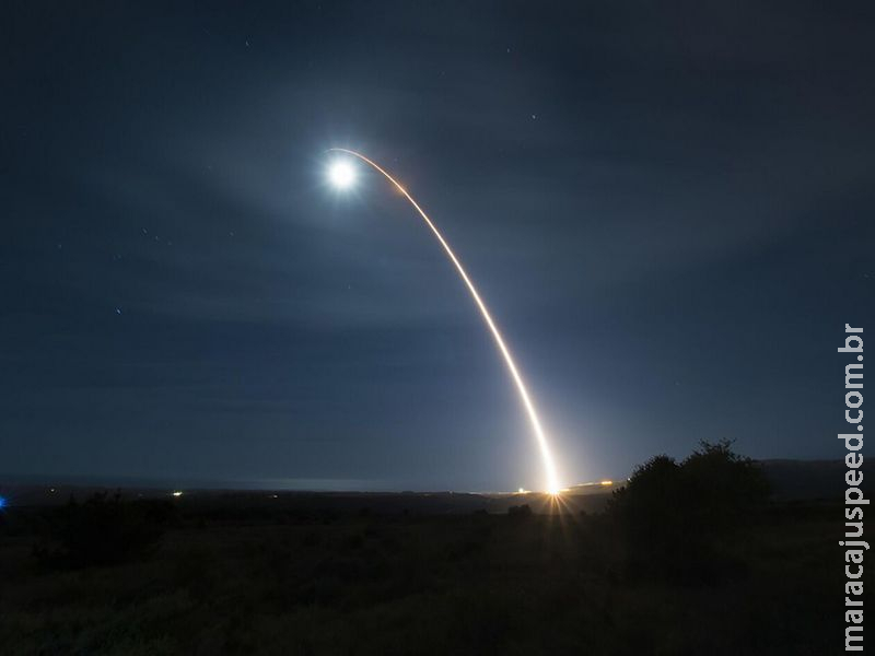 Testes nucleares dos EUA acirram tensões e fortalecem laços Rússia–China–Irã, apontam especialistas