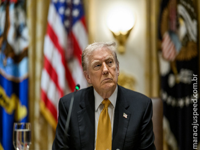 Trump eleva pressão sobre Maduro e diz que os EUA podem “agir pelo bem” ou “pela força”