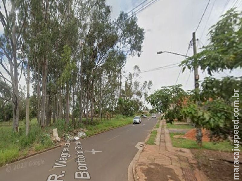 Azulejador é agredido por dois homens de caminhonete em Campo Grande