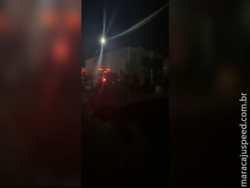 Caminhoneiro é encontrado morto dentro de cabine de caminhão em posto de gasolina na BR-163