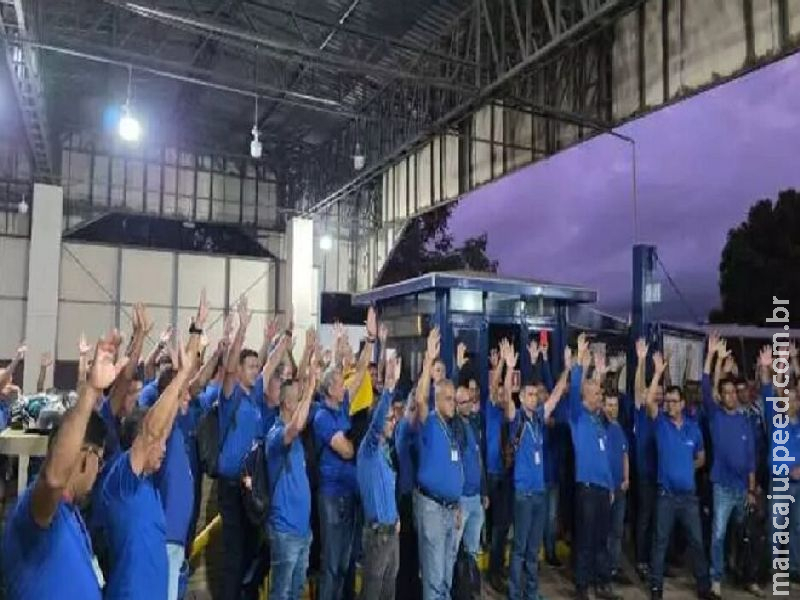 Contas atrasadas! Veja momento que motoristas de ônibus decidem por greve   