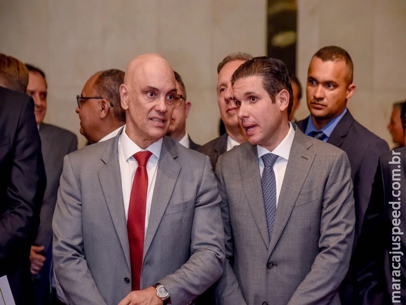 Decisão de Moraes sobre Zambelli abre nova crise entre Poderes