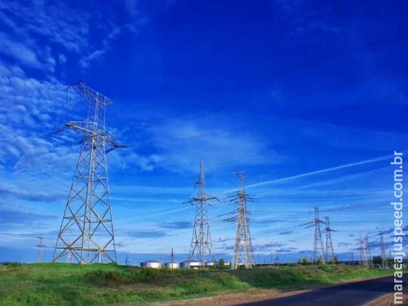 Energia elétrica volta à bandeira verde; entenda o que muda na conta de luz