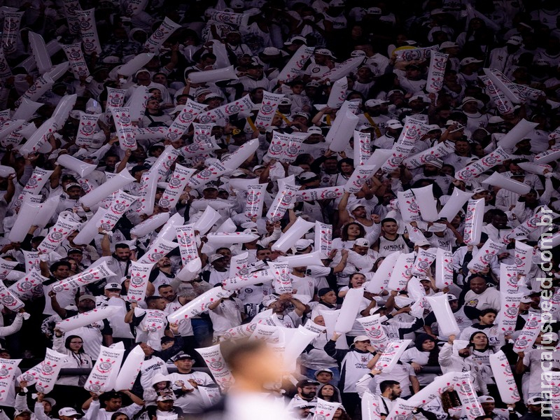 Gaviões convoca torcida do Corinthians para apoio no CT na véspera da final