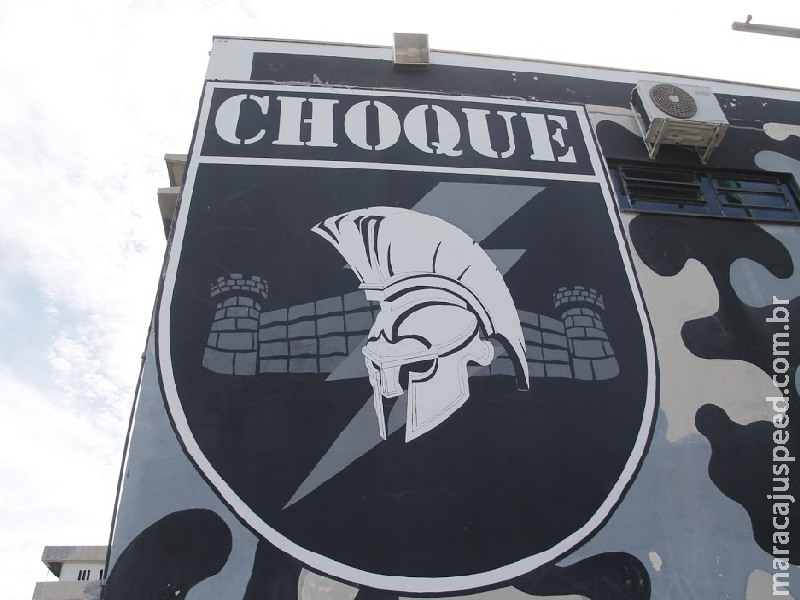 Jovem compra arma por R$ 2 mil para se defender e acaba preso pelo Choque no Monte Castelo  