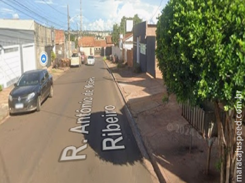 Mulher é agredida por golpes de machadinha na cabeça e pede socorro nua nas ruas de Campo Grande  