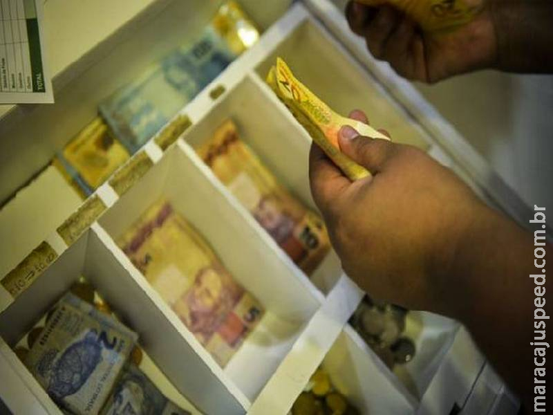 Segunda parcela do décimo terceiro deve ser depositada até esta sexta